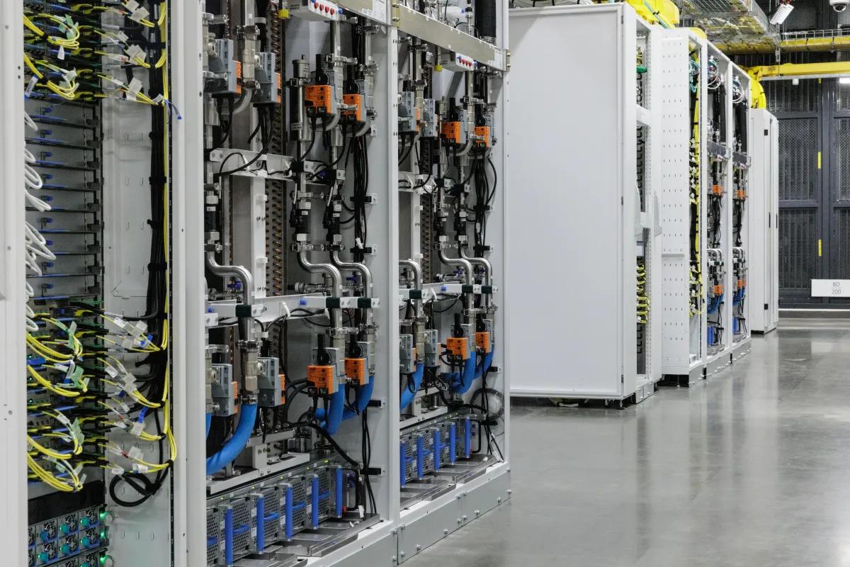 Netris capta US$ 15 milhões da a16z para acelerar infraestrutura de data centers de IA