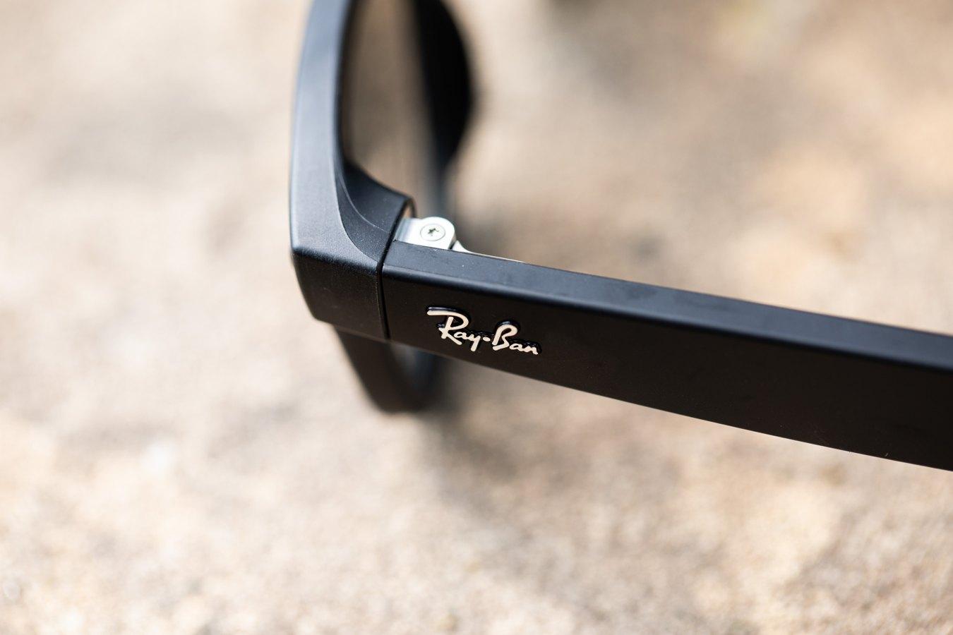 Meta prepara lançamento de dois novos óculos Ray-Ban com inteligência artificial