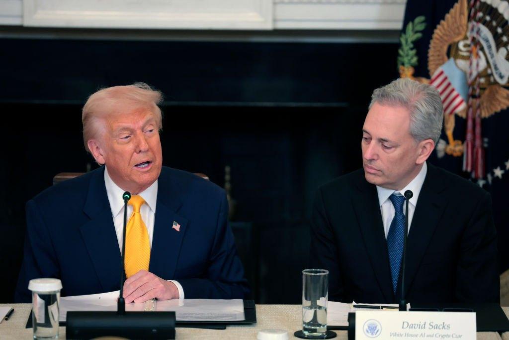 David Sacks encerra papel como czar da IA e assume co-presidência do conselho presidencial de tecnologia