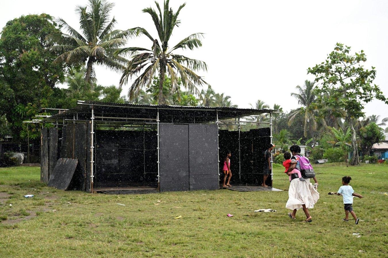 Violência Digital Contra Mulheres no Pacífico: Pesquisa Revela Crescente Abuso Facilitado por Tecnologias e IA