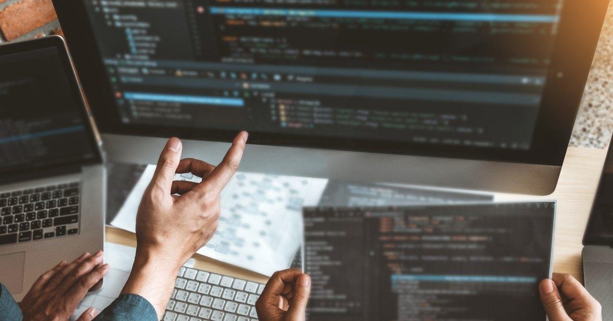 Anthropic expõe código-fonte do Claude Code por erro de empacotamento no npm