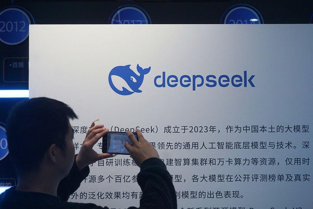 DeepSeek V4: Novo modelo de IA que reduz a distância para os líderes do setor