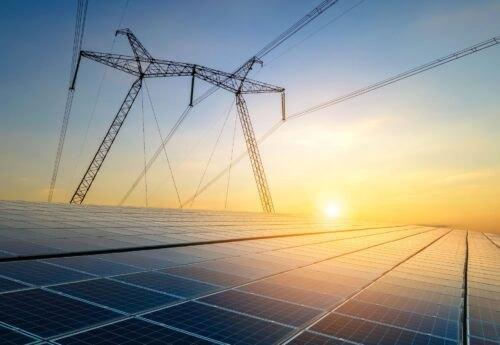 Modelagem e Simulação Avançada para Estudos de Sistemas de Energia com Simulink e Simscape Electrical