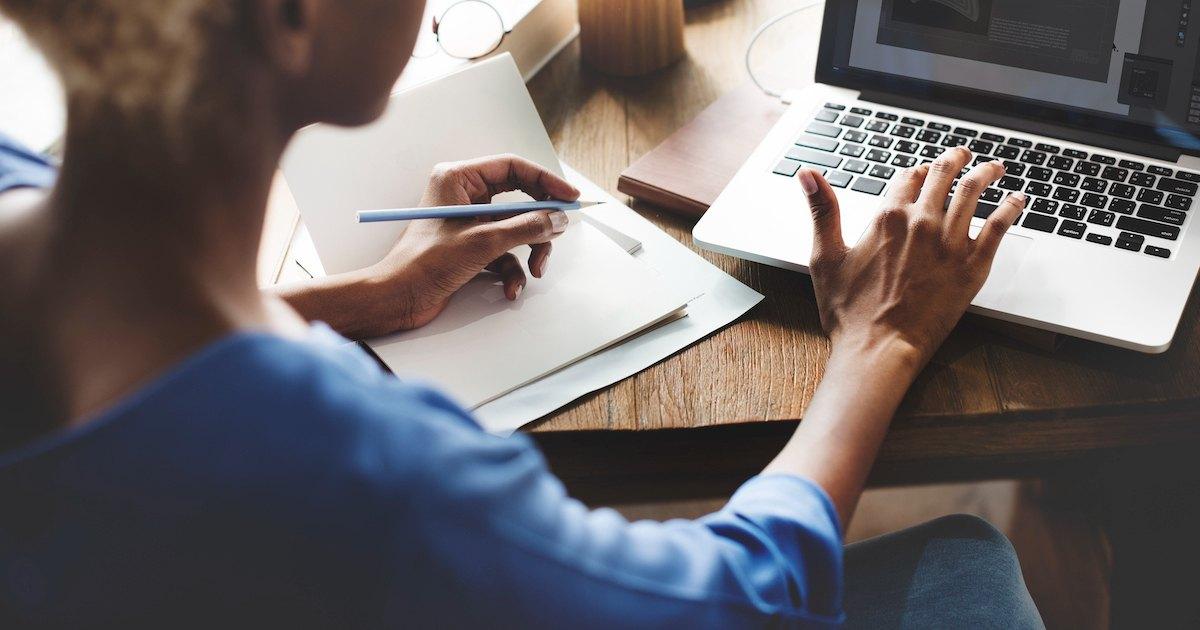 Sauce Labs lança agente de IA para automatizar criação de testes e acelerar DevOps