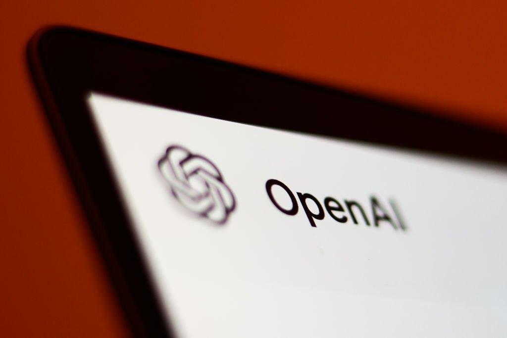 OpenAI lança novos recursos de inteligência de voz na API para aplicações em tempo real