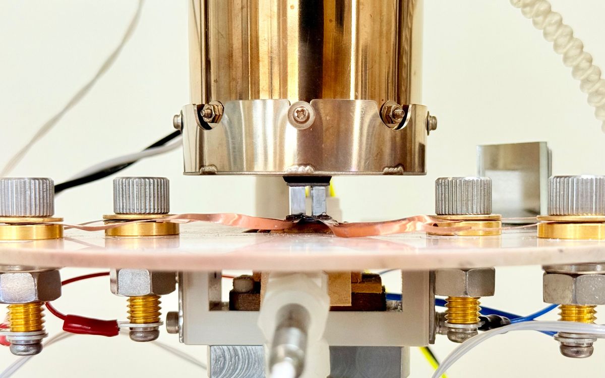 Imagem relacionada ao artigo de IEEE Spectrum AI