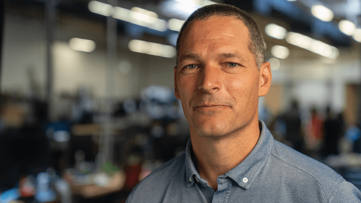 Imagem relacionada ao artigo de IEEE Spectrum AI